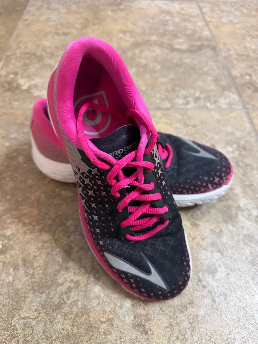 Brooks Gray & Pink Running Shoes